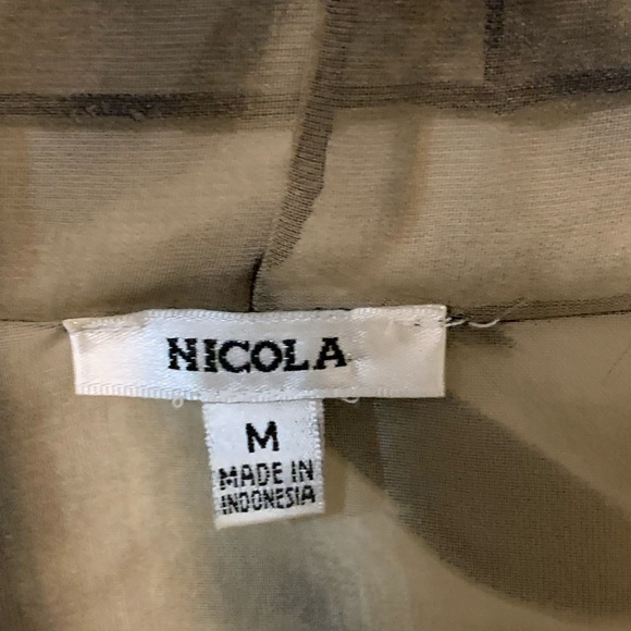 NICOLA Top, 2 pieces, attached cami and lightweight, sheer open front cover up - Picture 3 of 16